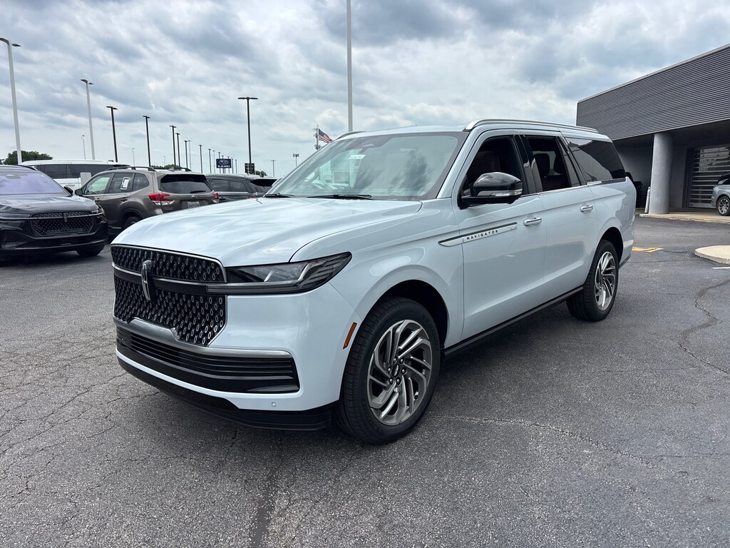 New 2026 Lincoln Navigator L Reserve SUV