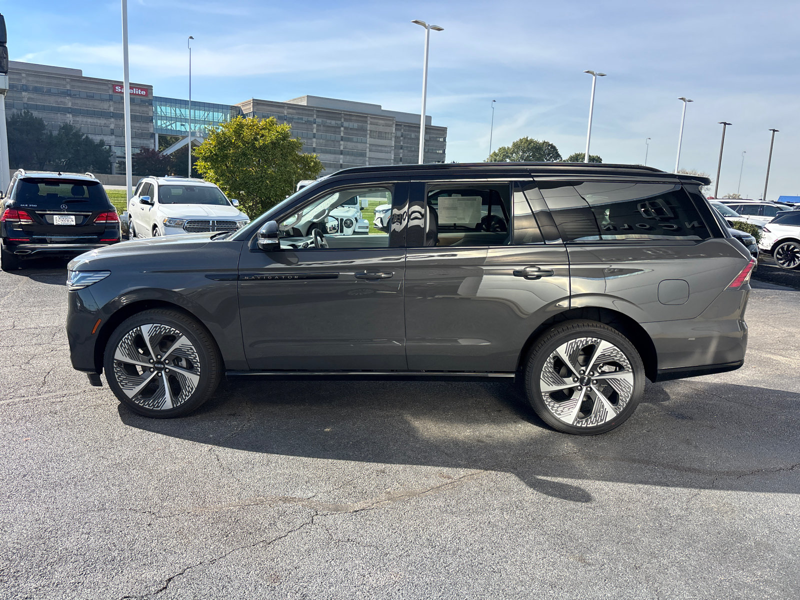 New 2027 Lincoln Navigator Black Label SUV