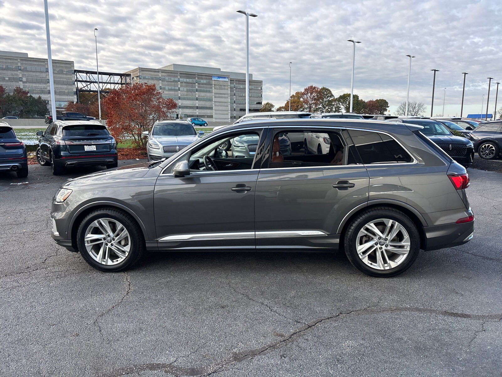 2020 Audi Q7 Prestige 55 photo 4