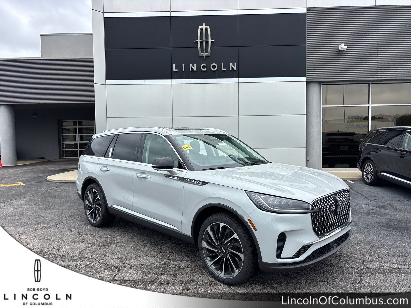 2027 Lincoln Aviator