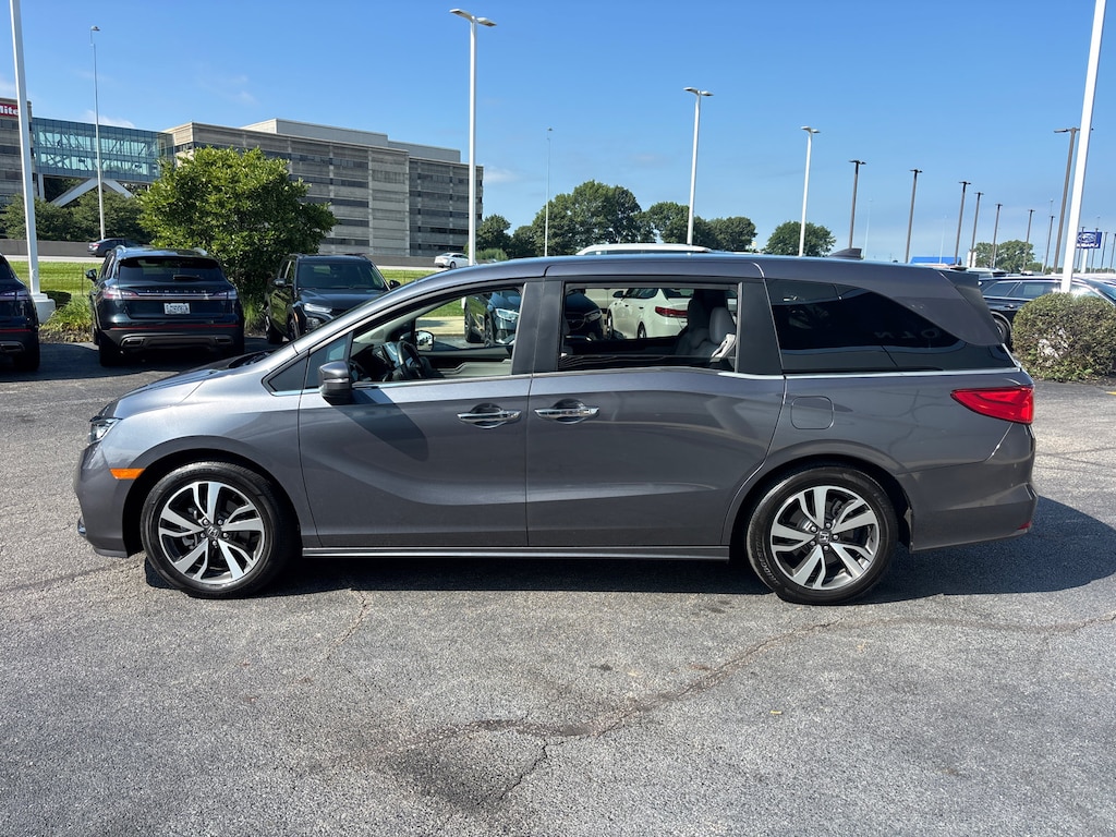 Used 2024 Honda Odyssey Touring Van