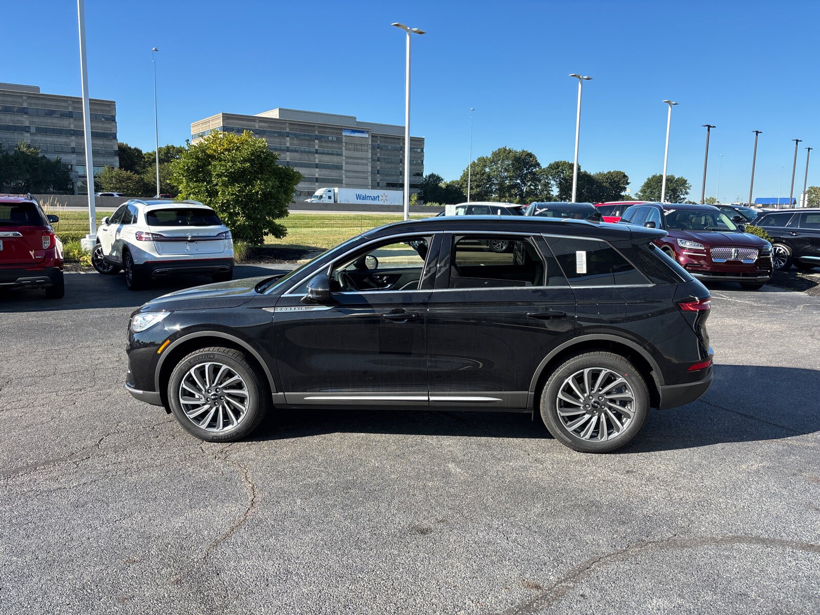 2025 Lincoln Corsair Reserve photo 3