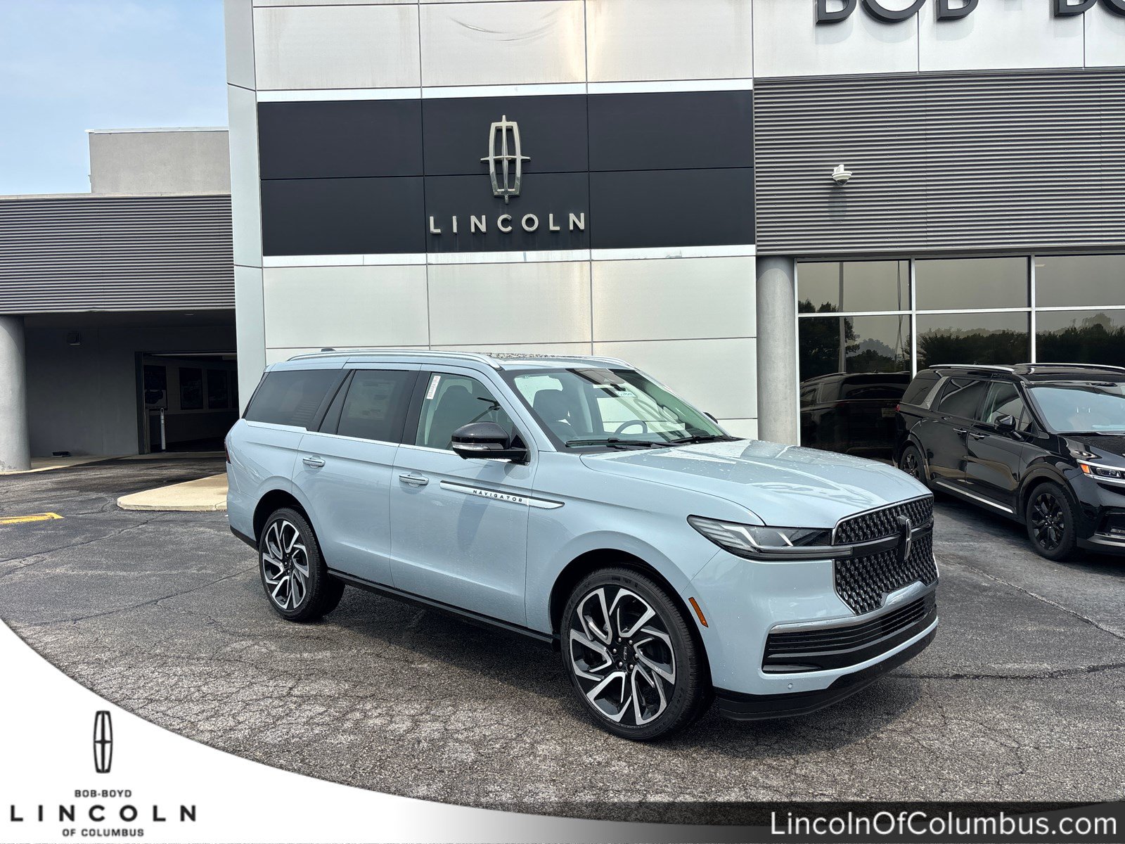 2027 Lincoln Navigator