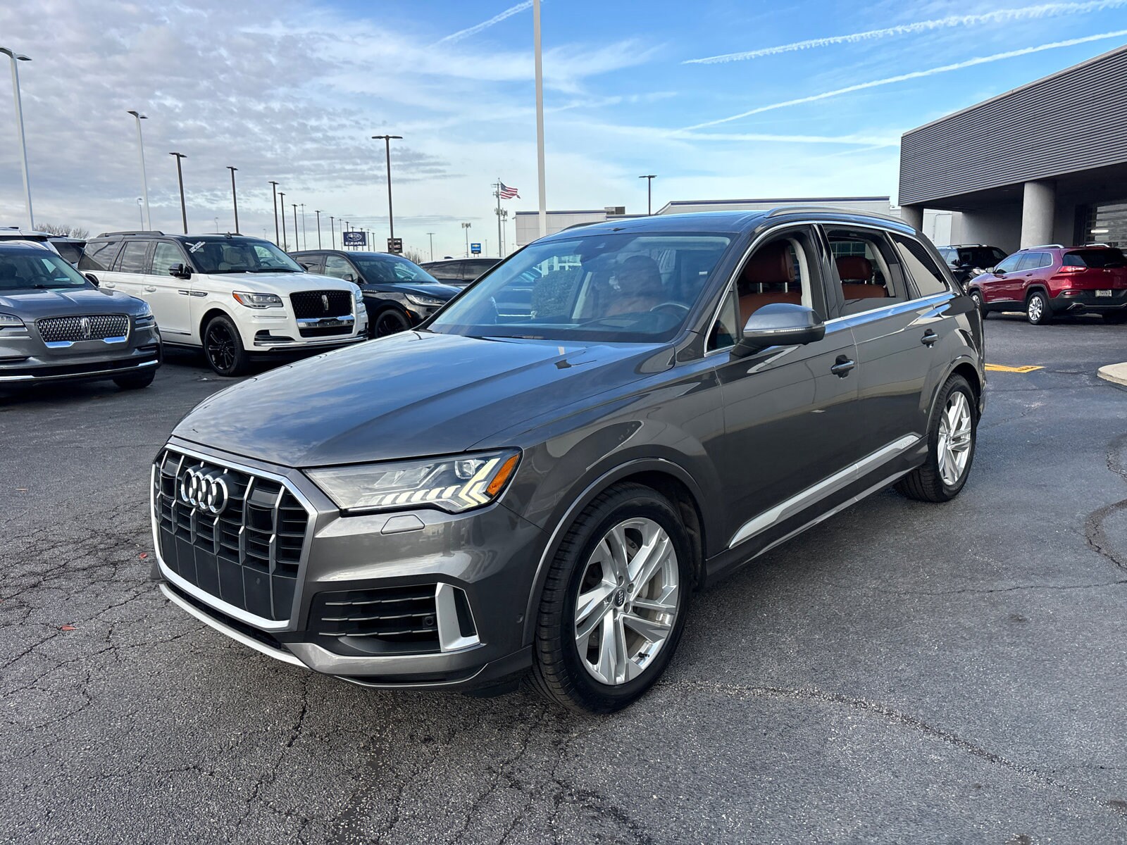2020 Audi Q7 Prestige 55 photo 3