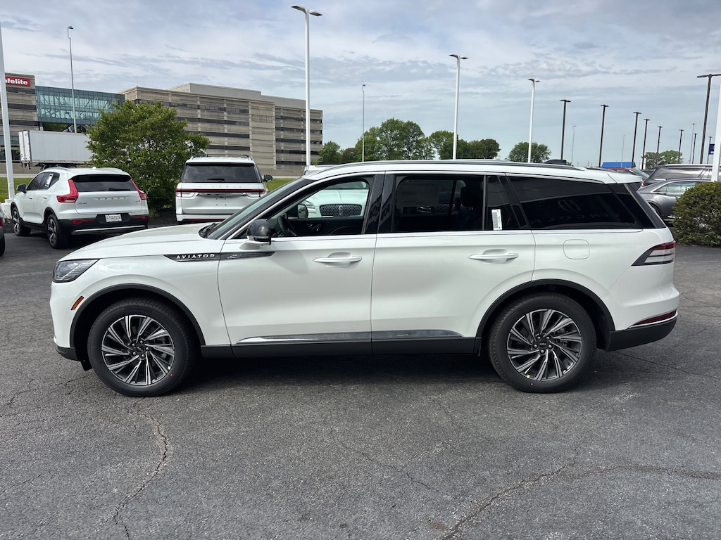 New 2026 Lincoln Aviator Premiere SUV