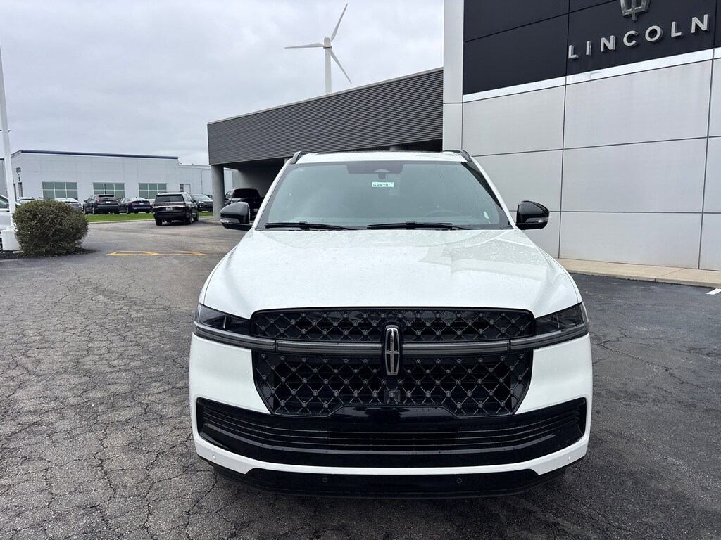 New 2026 Lincoln Navigator L Reserve SUV