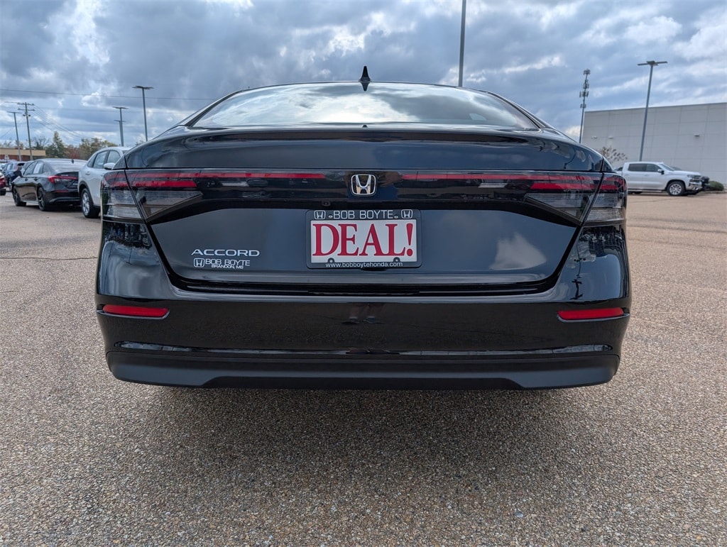 New 2025 Honda Accord SE Sedan