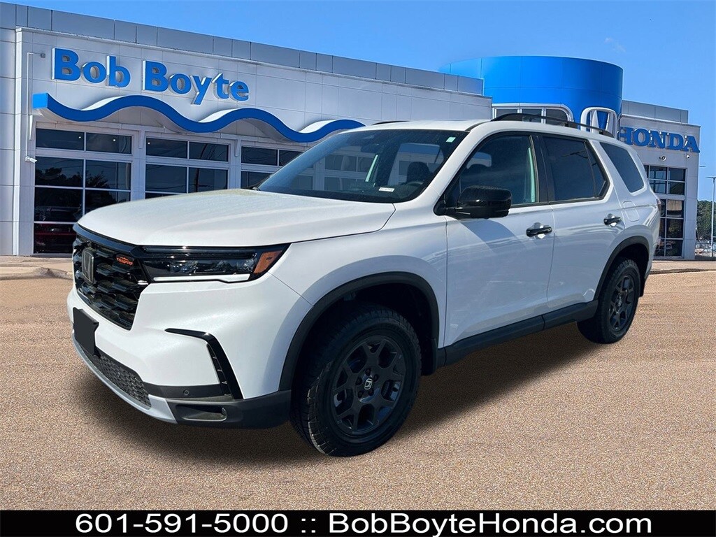 New 2025 Honda Pilot TrailSport SUV