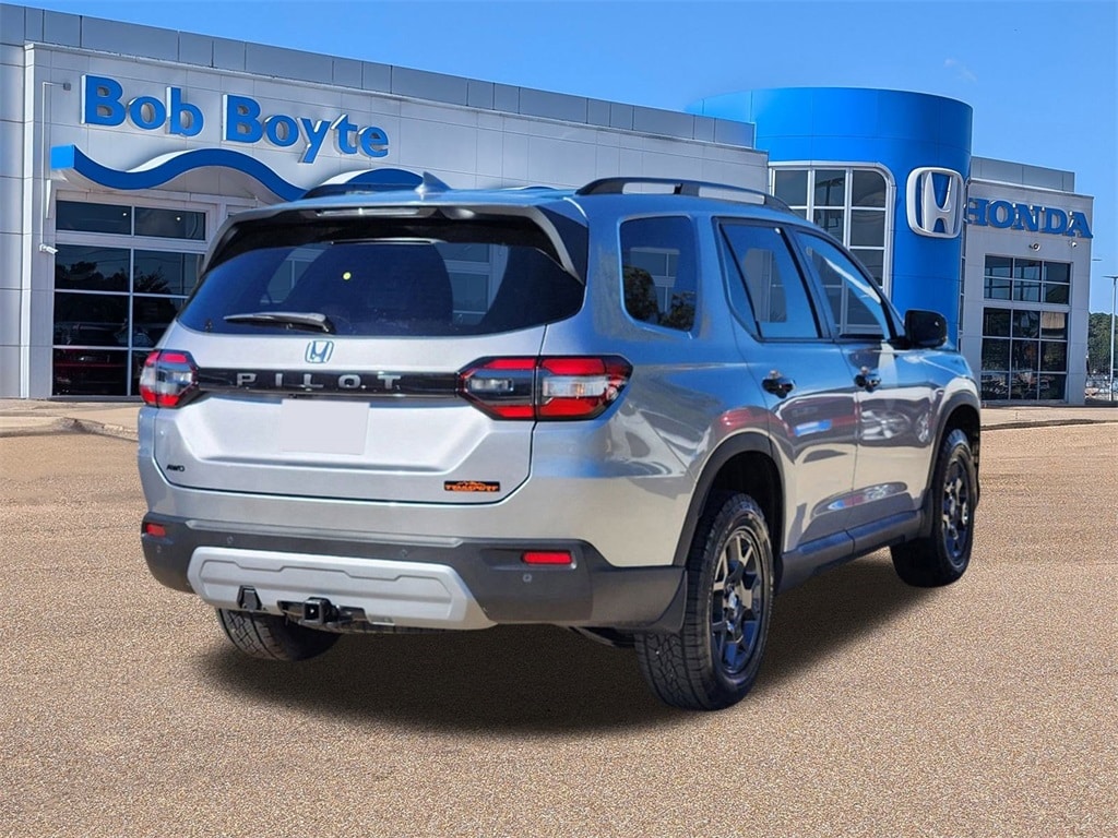 New 2025 Honda Pilot TrailSport SUV