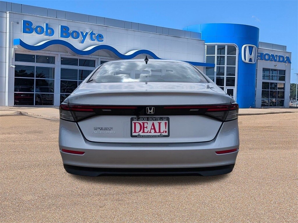 New 2025 Honda Accord SE Sedan