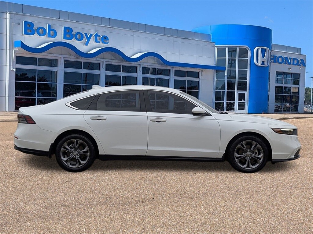 Used 2023 Honda Accord EX Sedan