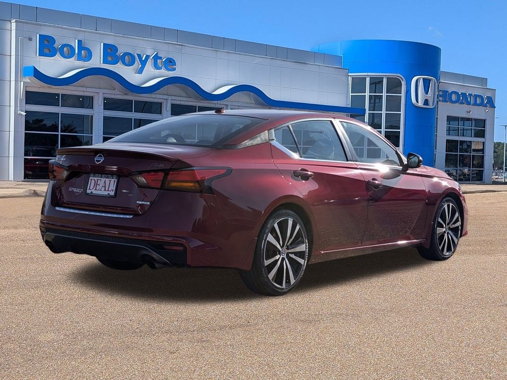 Used 2019 Nissan Altima 2.0 SR Sedan