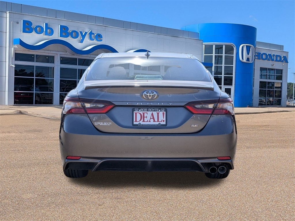 Used 2023 Toyota Camry SE Sedan