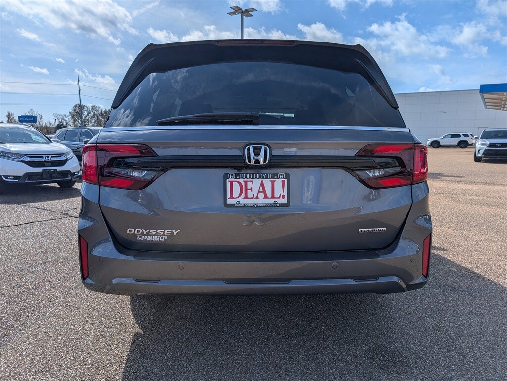 New 2026 Honda Odyssey Touring Minivan/Van