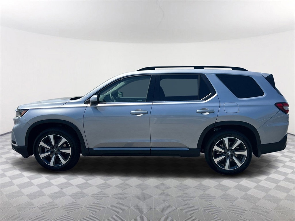 New 2025 Honda Pilot Touring SUV