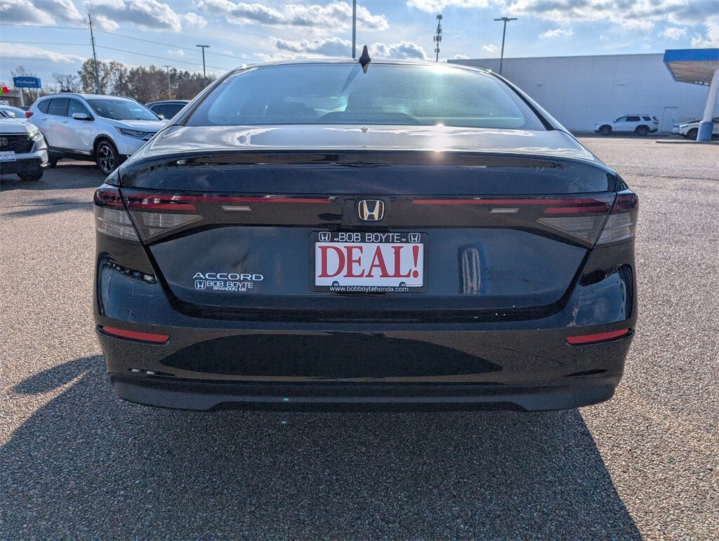 New 2025 Honda Accord SE Sedan