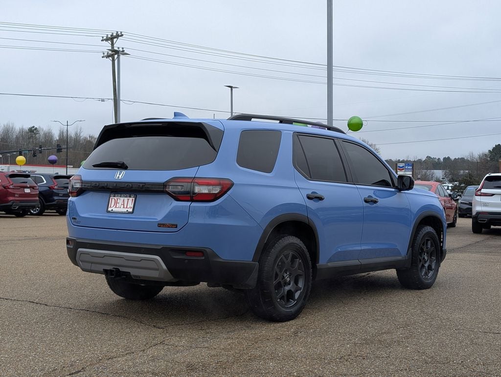 Certified 2025 Honda Pilot TrailSport SUV