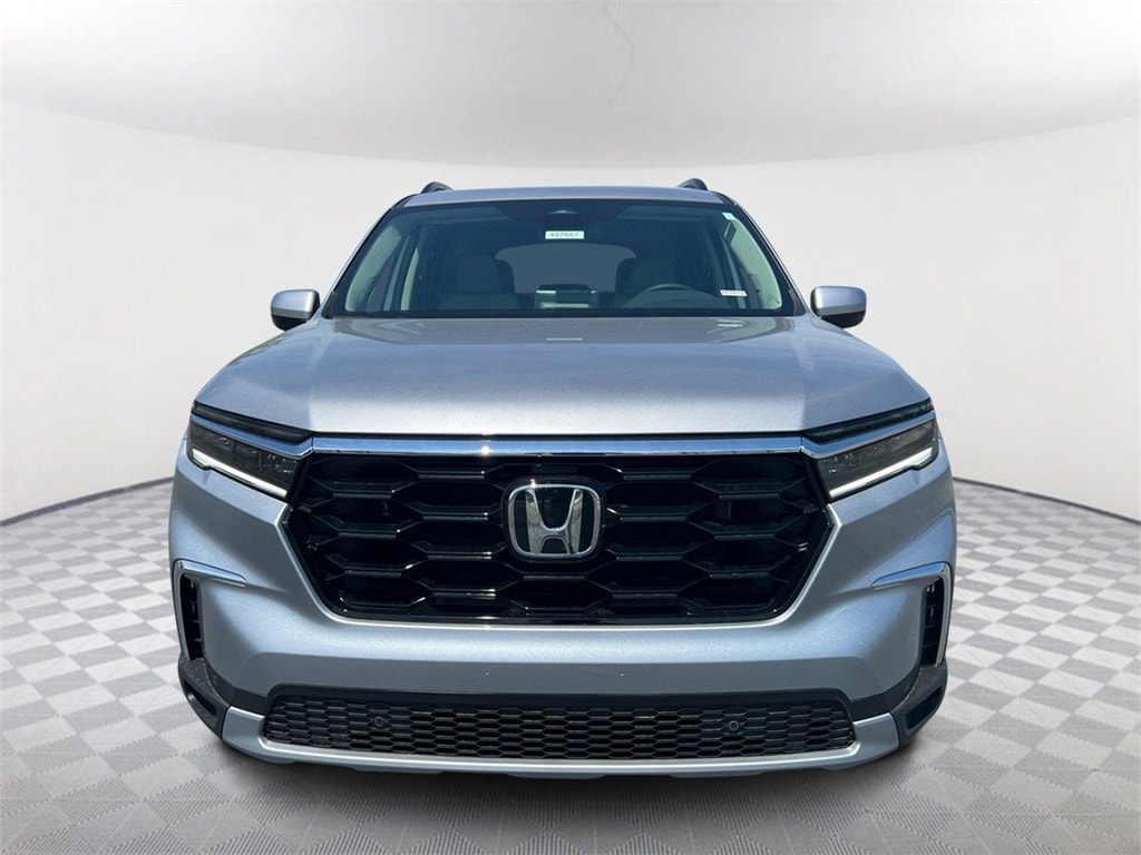 New 2025 Honda Pilot Touring SUV