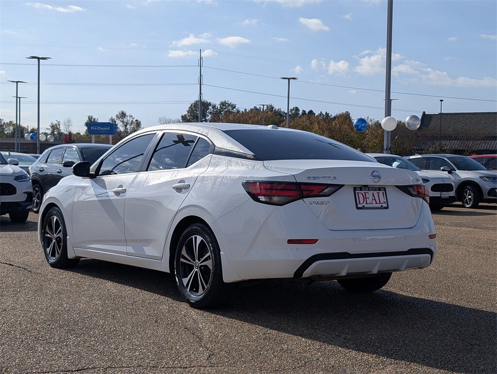 2021 Nissan Sentra SV photo 3
