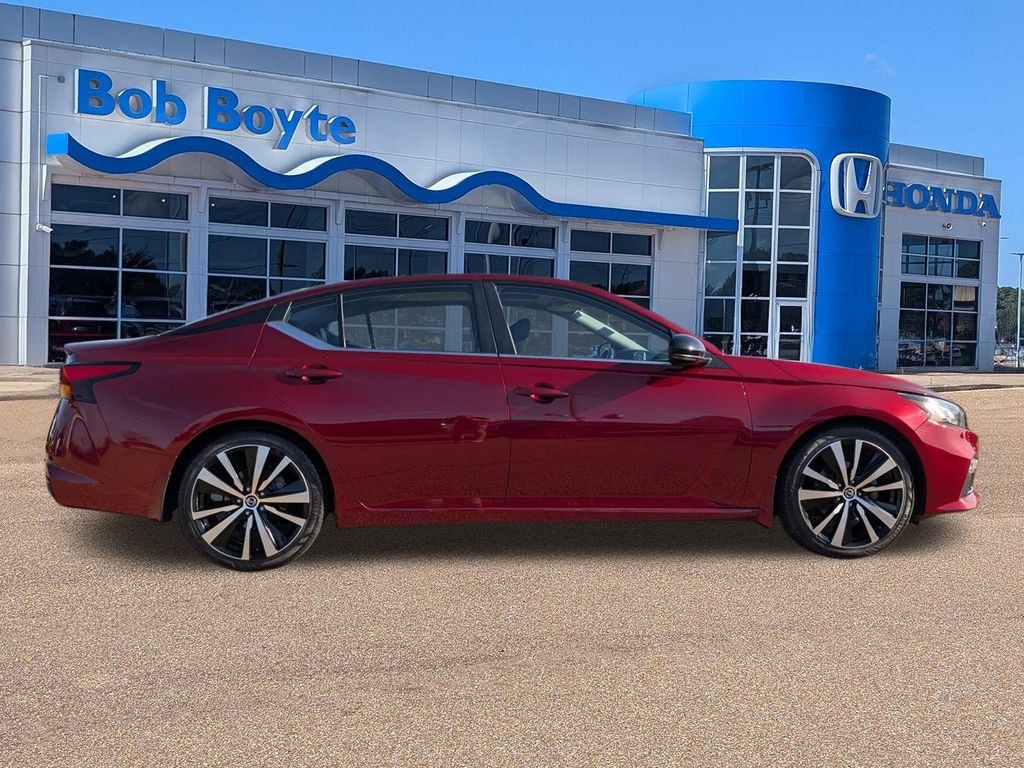 Used 2019 Nissan Altima 2.0 SR Sedan