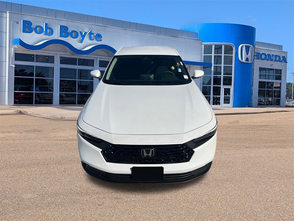 New 2025 Honda Accord LX Sedan