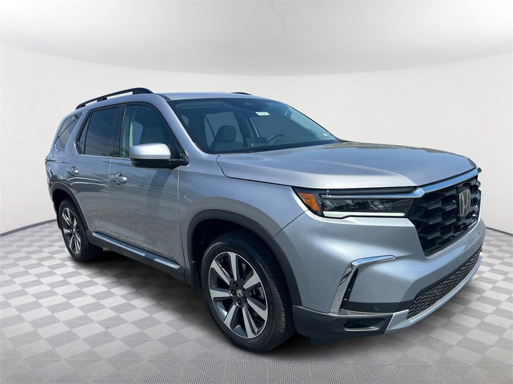 New 2025 Honda Pilot Touring SUV