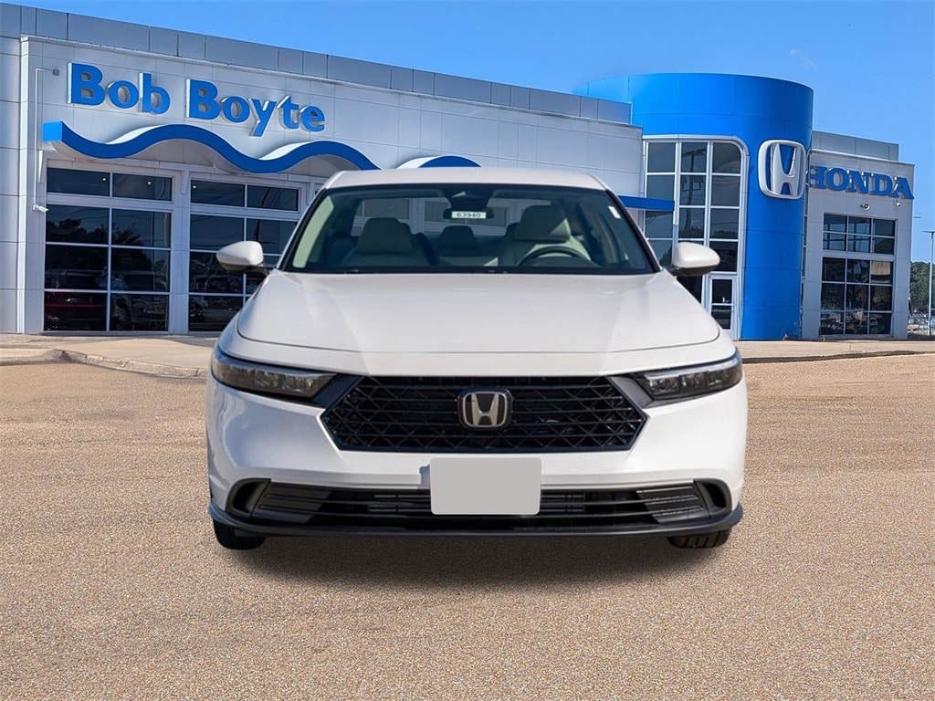 New 2025 Honda Accord LX Sedan