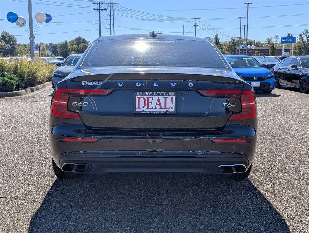 Used 2019 Volvo S60 T6 Momentum Sedan