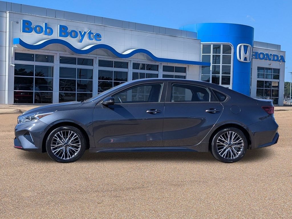 Used 2023 Kia Forte GT-Line Sedan