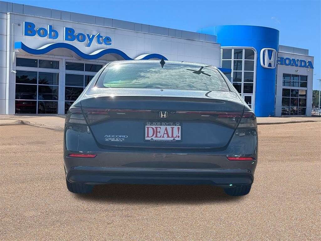 New 2025 Honda Accord SE Sedan