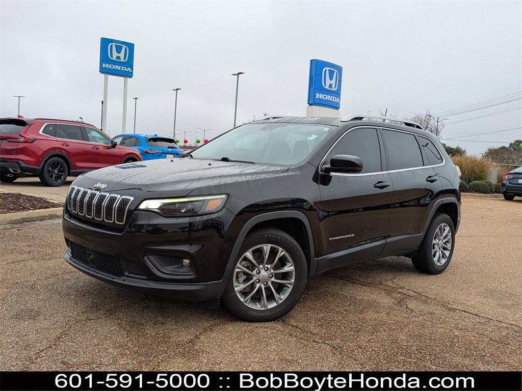 2021 Jeep Cherokee Latitude Lux's photo