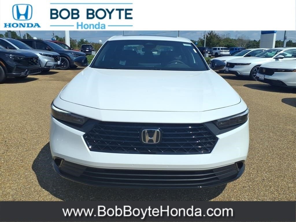 2025 Honda Accord Hybrid Sport-L photo 3