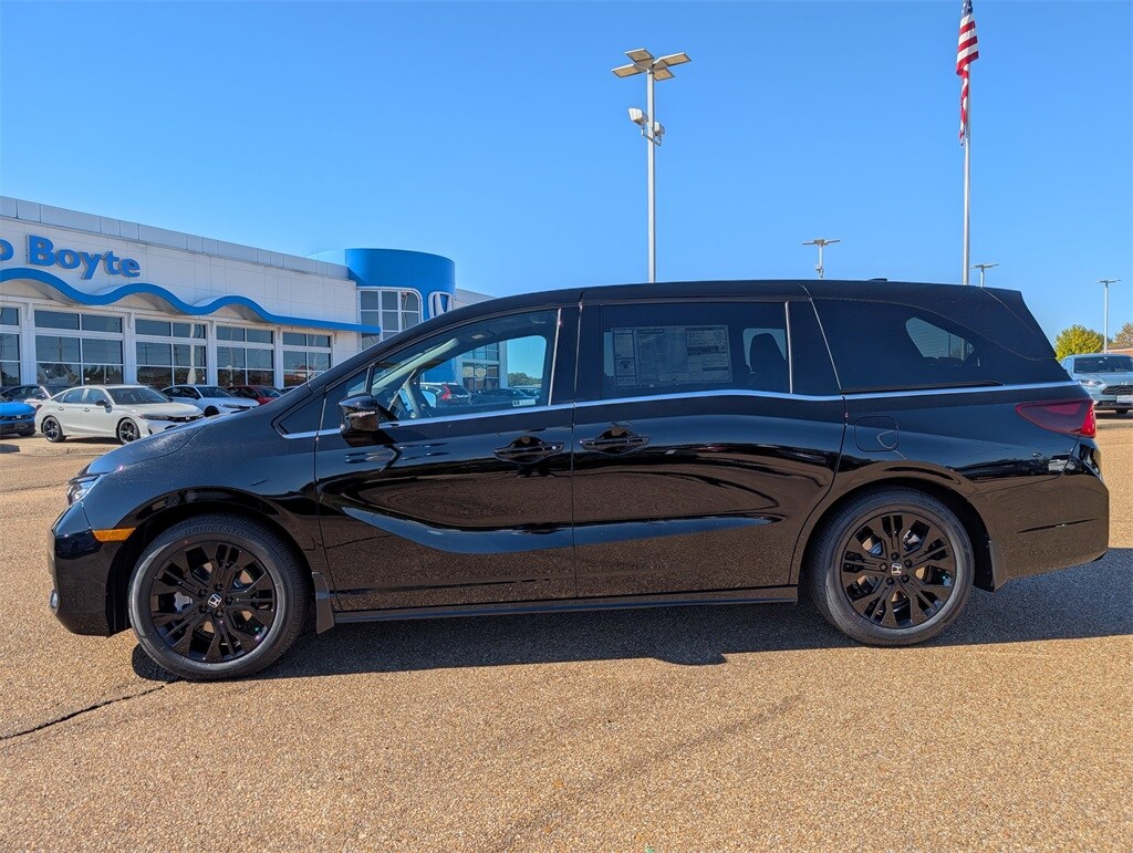 2026 Honda Odyssey photo 2