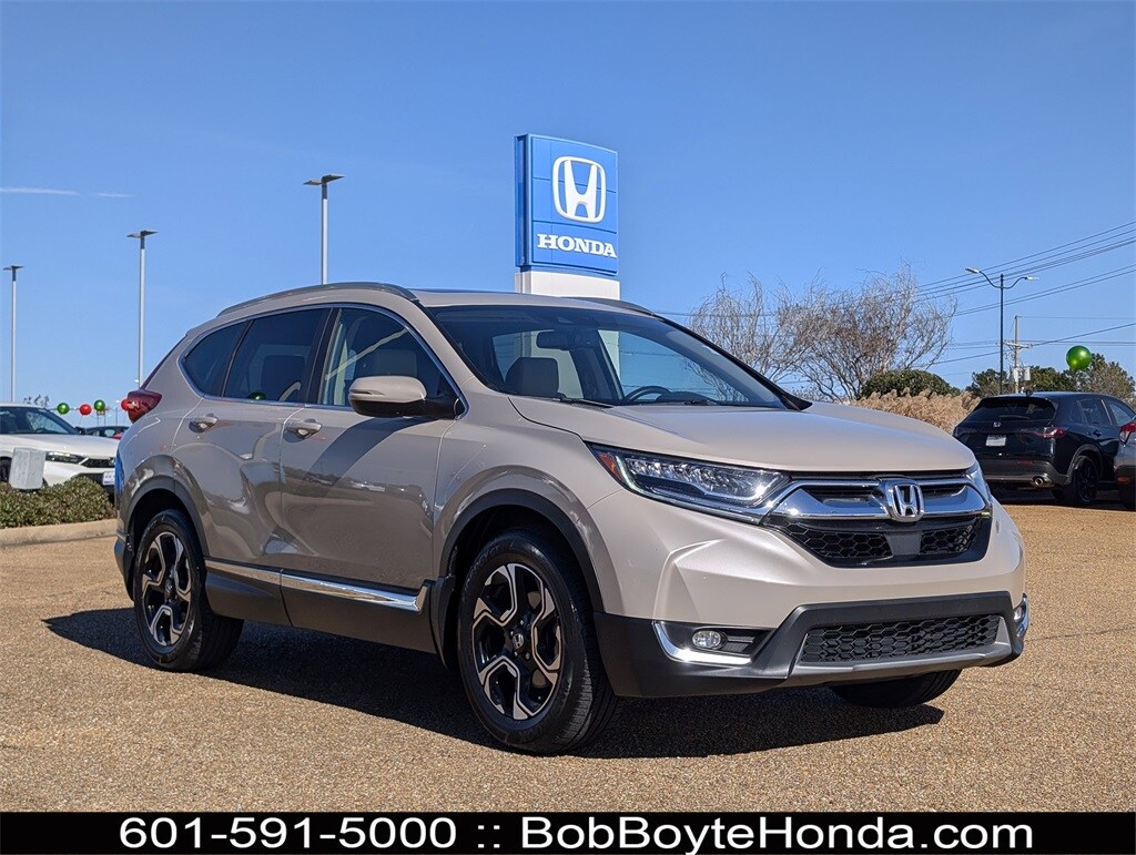 2018 Honda CR-V Touring's photo