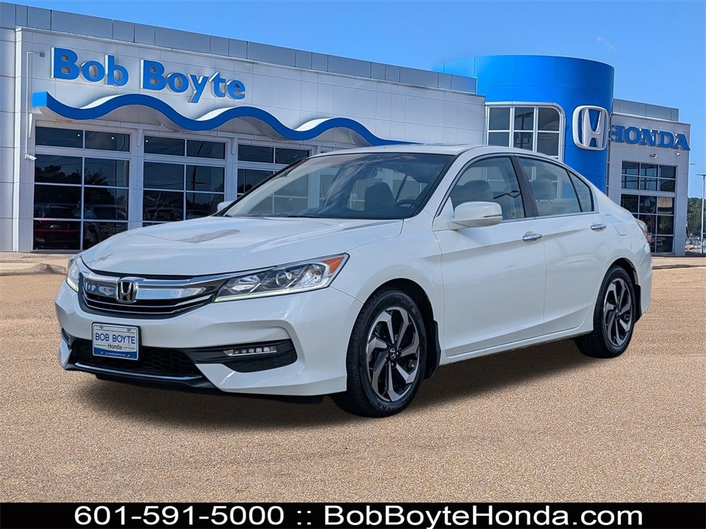 2017 Honda Accord EX-L's photo