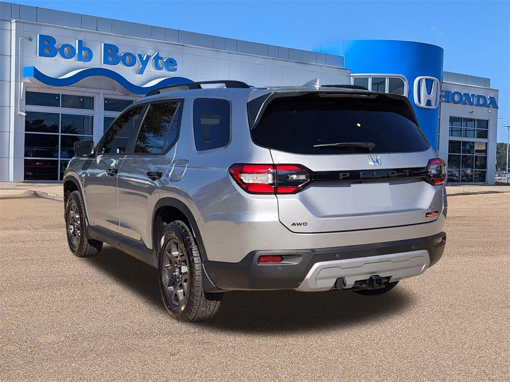 New 2025 Honda Pilot TrailSport SUV
