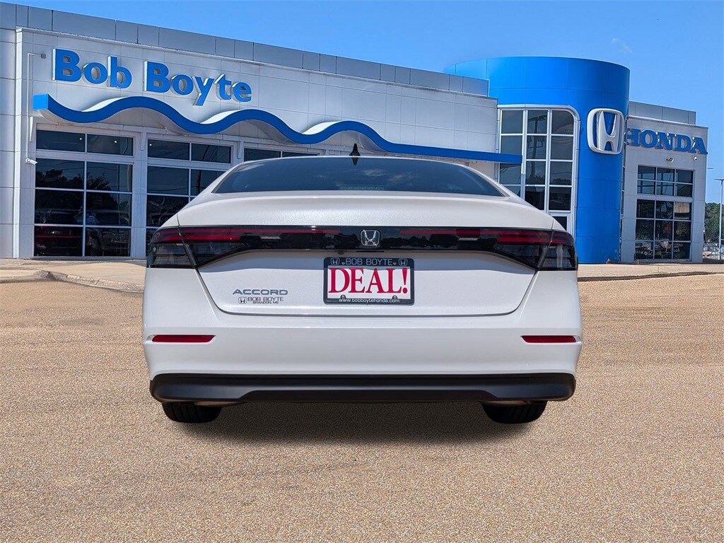 2025 Honda Accord 1.5T SE photo 4