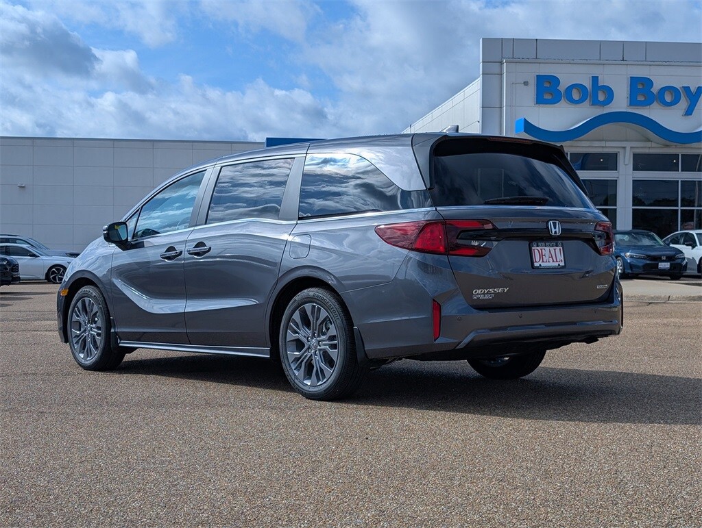 New 2026 Honda Odyssey Touring Minivan/Van