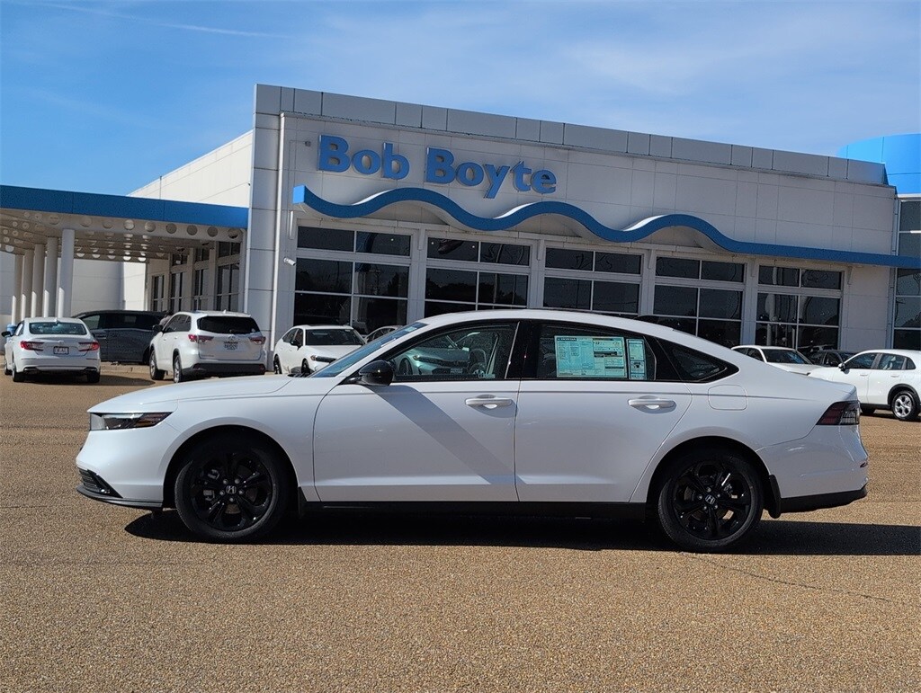 2025 Honda Accord SE photo 2