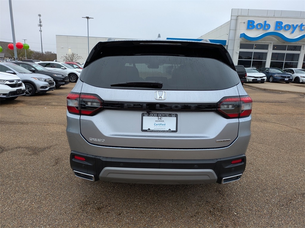 Certified 2024 Honda Pilot Touring SUV