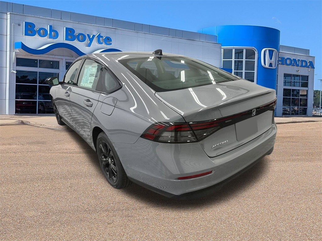 2025 Honda Accord SE photo 4