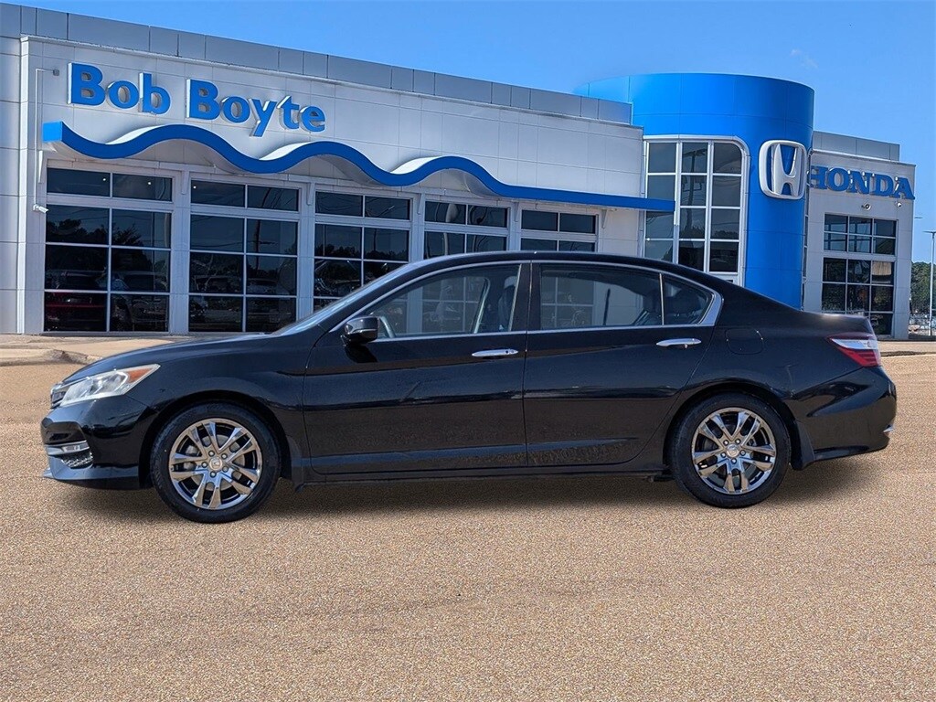 2017 Honda Accord EX-L photo 2