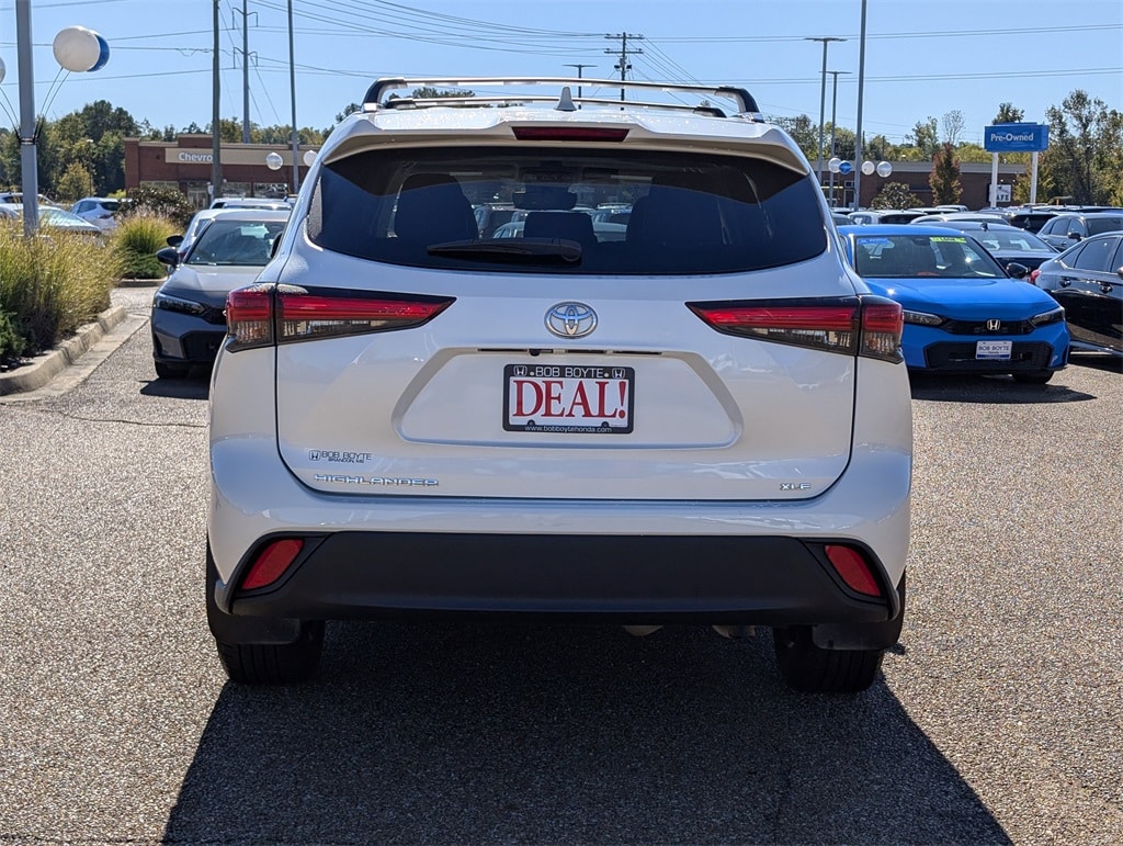 Used 2020 Toyota Highlander XLE SUV