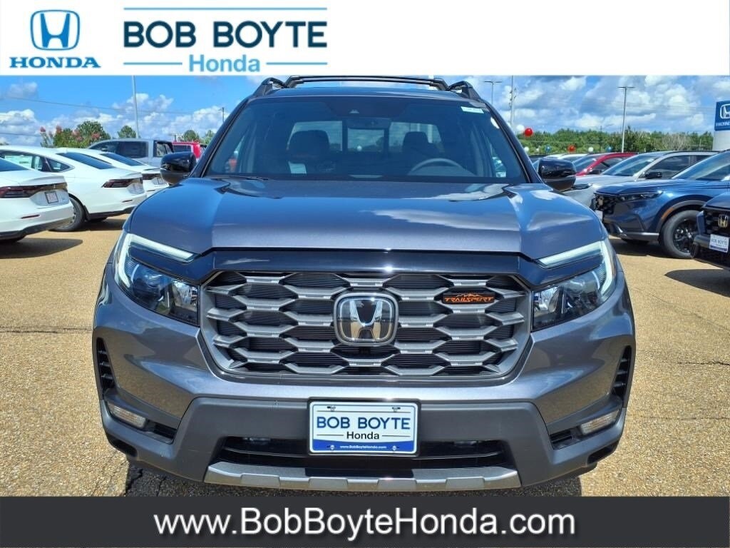 2025 Honda Ridgeline TrailSport photo 3