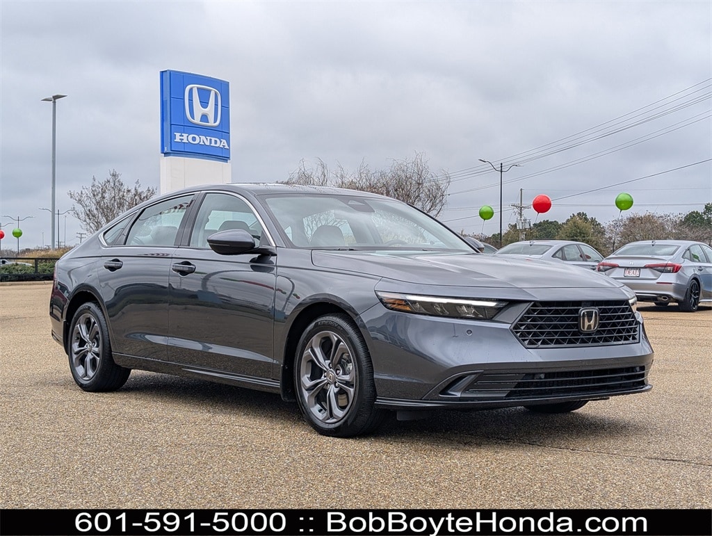 2024 Honda Accord Hybrid EX-L's photo
