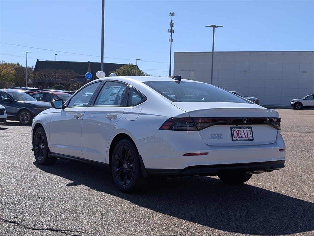 New 2025 Honda Accord SE Sedan