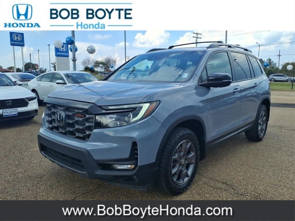 2024 Honda Passport TrailSport photo 2