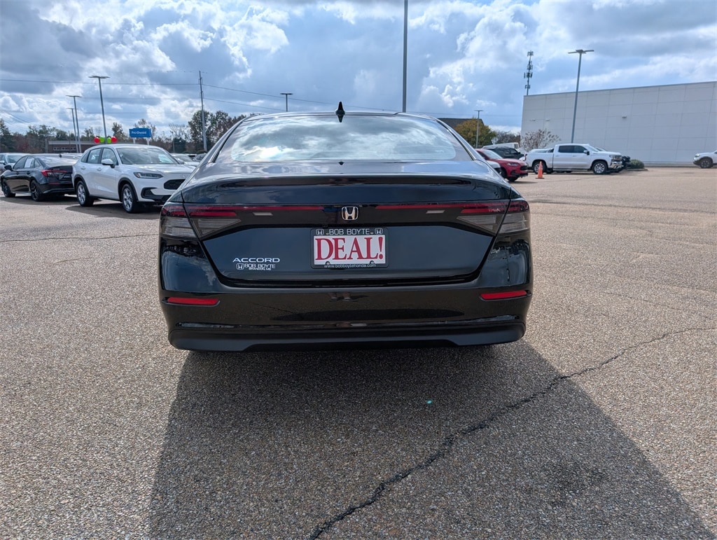 New 2025 Honda Accord LX Sedan