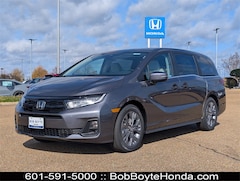 2026 Honda Odyssey Touring Minivan/Van