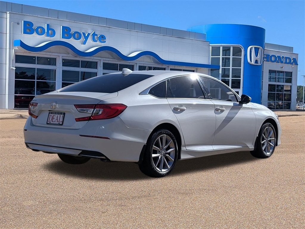 Used 2022 Honda Accord LX Sedan